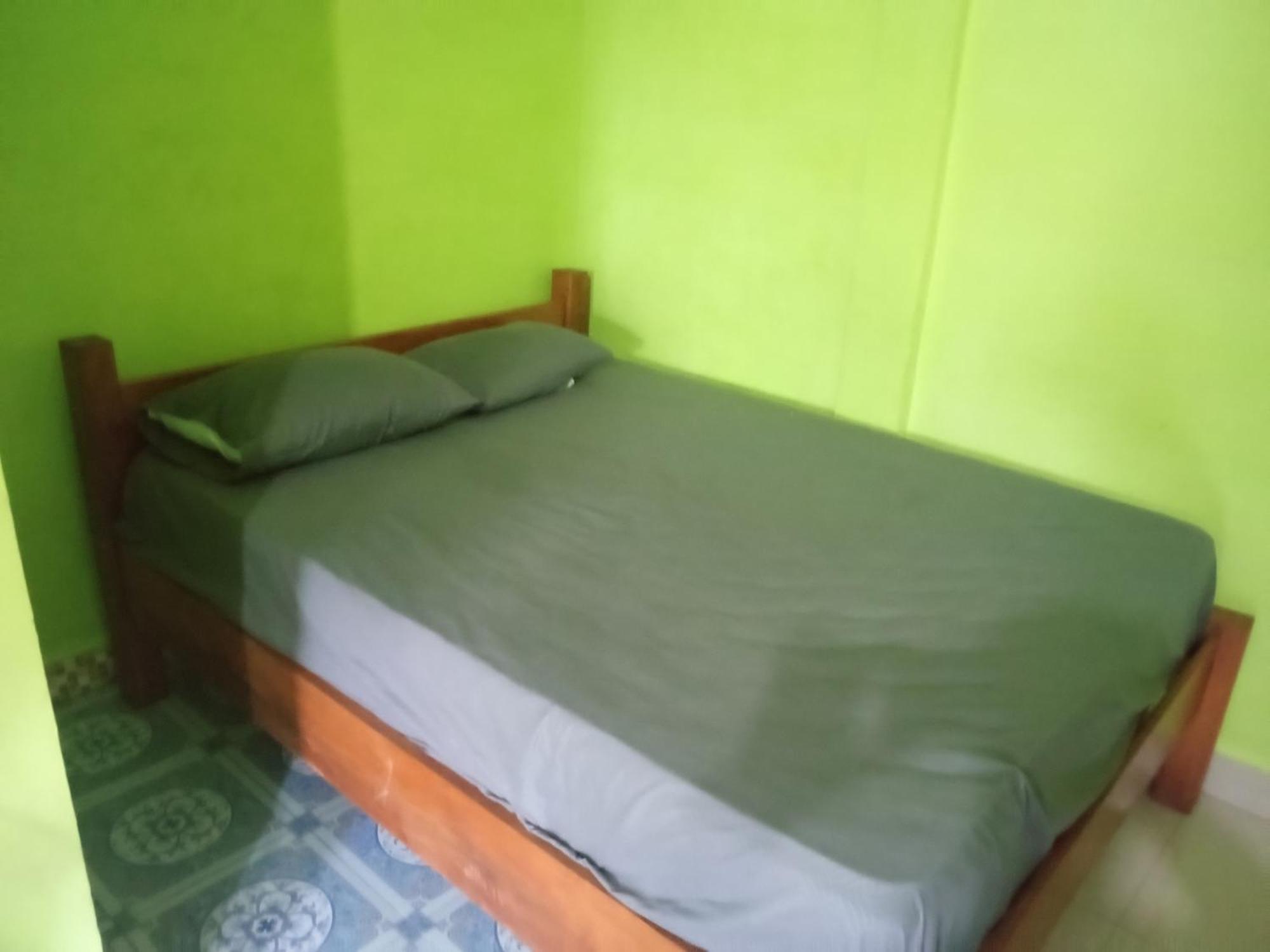 Hostel Jungle treking Bukit Lawang Exterior foto